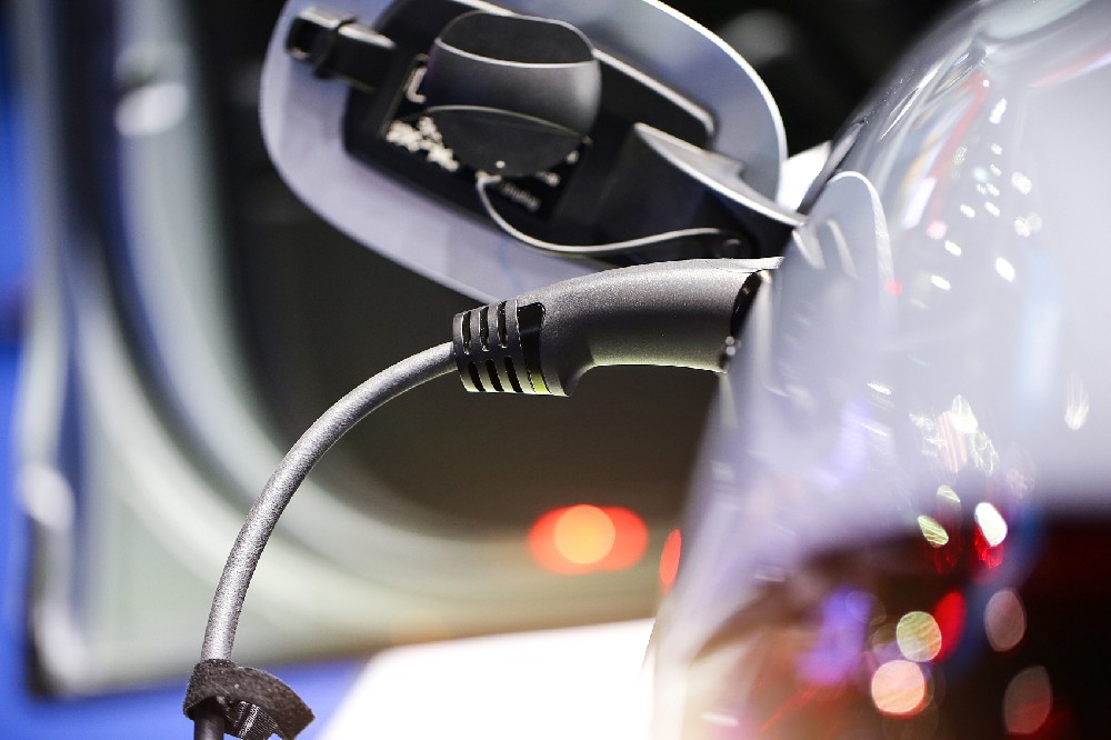 動力鋰電池退役潮逐年高漲，回收產(chǎn)業(yè)鏈亟待完善